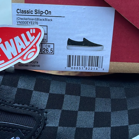 Vans Men’s Classic Slip-On
(Checkerboard)Black/Black
VN000EYE276
Sneakers - Picture 16 of 16